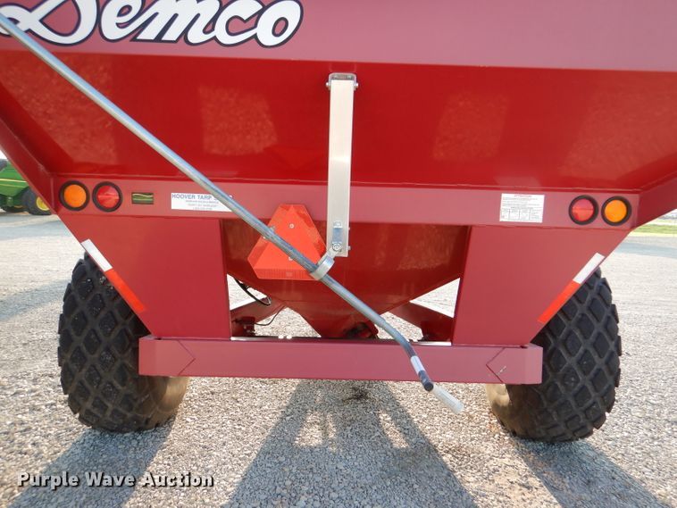 image for item DL3447 Demco 550  grain cart