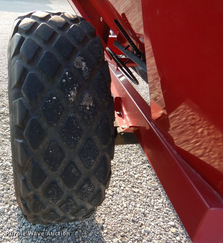 image for item DL3447 Demco 550  grain cart