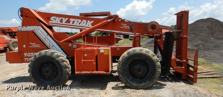 image for item DM3875 SkyTrak 9038  telehandler