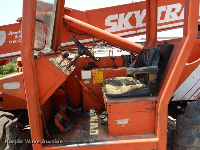 image for item DM3875 SkyTrak 9038  telehandler