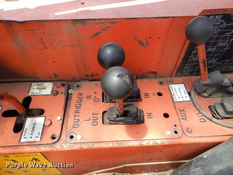 image for item DM3875 SkyTrak 9038  telehandler