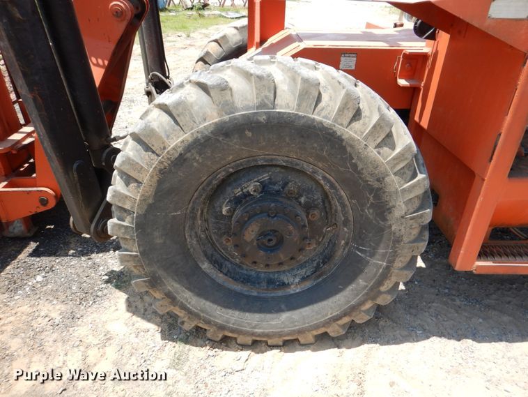 image for item DM3875 SkyTrak 9038  telehandler