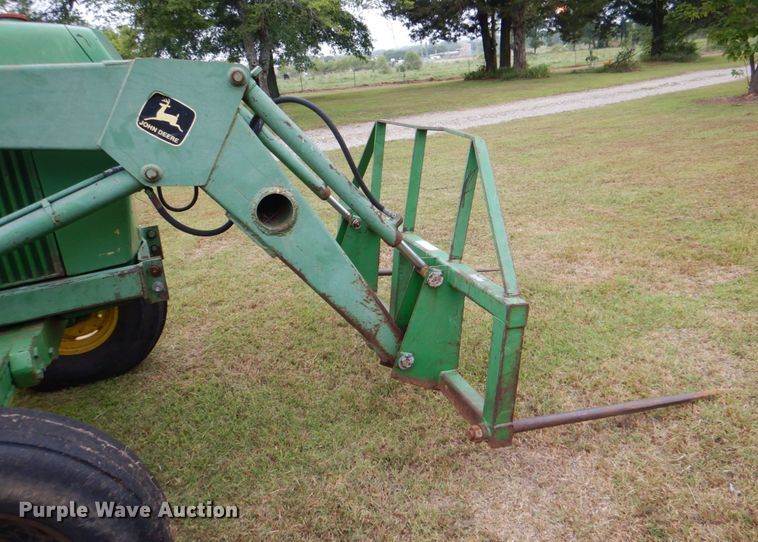 image for item DM3913 John Deere 2950  tractor