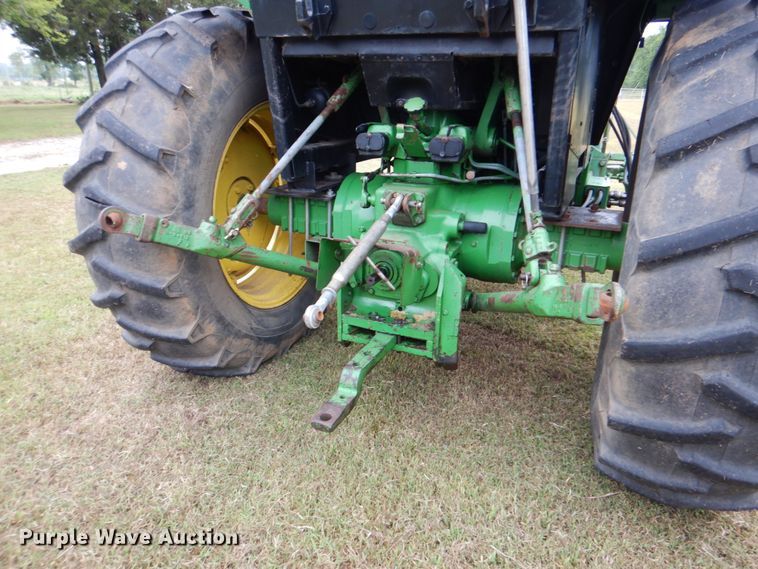 image for item DM3913 John Deere 2950  tractor
