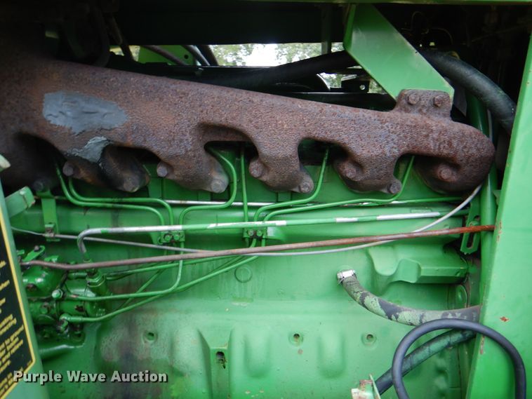 image for item DM3913 John Deere 2950  tractor