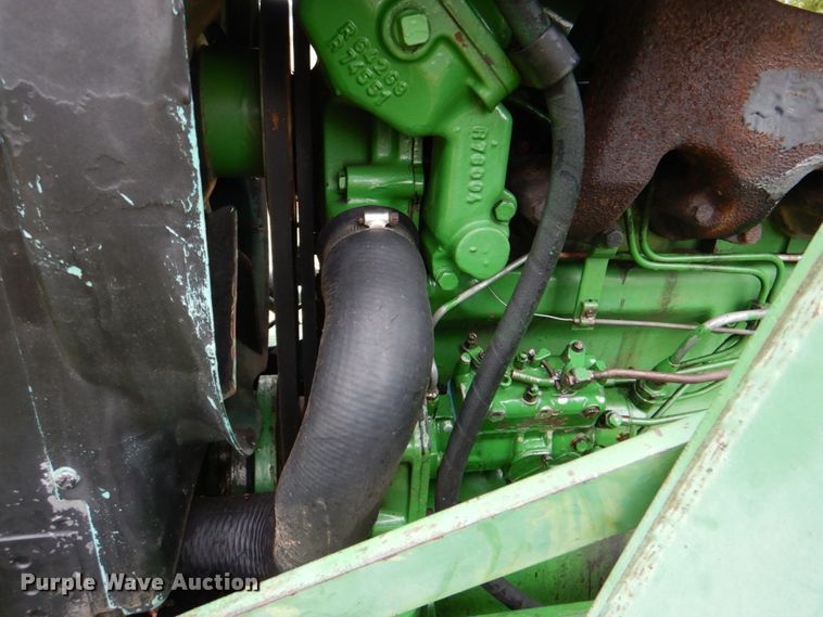 image for item DM3913 John Deere 2950  tractor