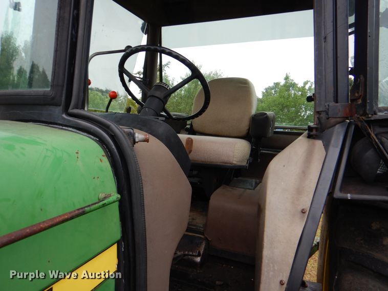 image for item DM3913 John Deere 2950  tractor