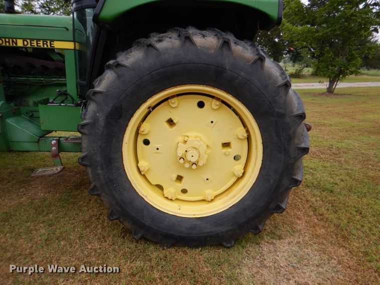 image for item DM3913 John Deere 2950  tractor