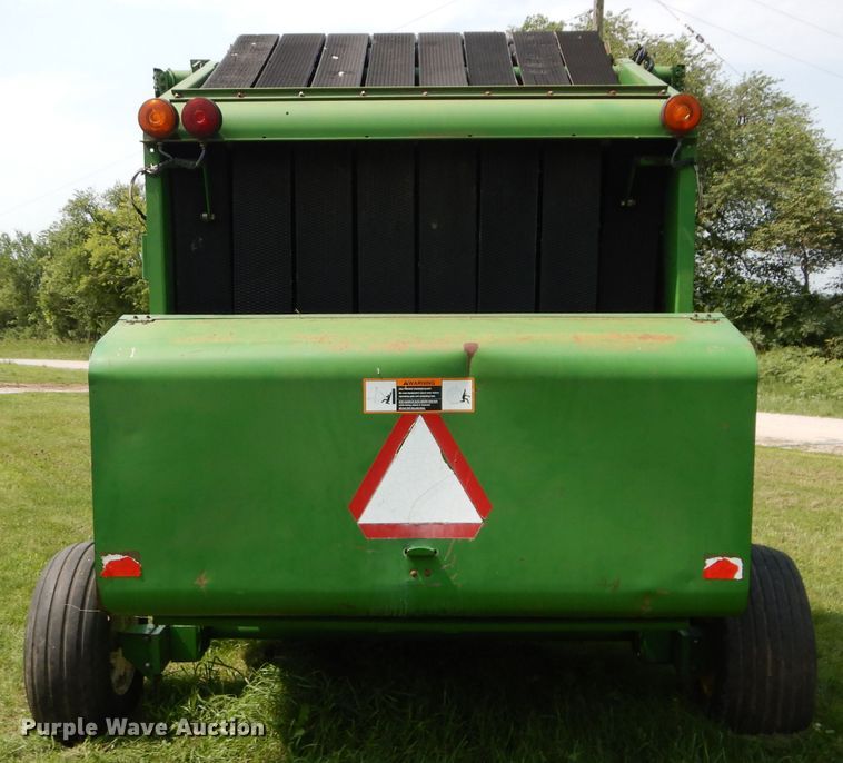 image for item DM4327 1994 John Deere 535  round baler