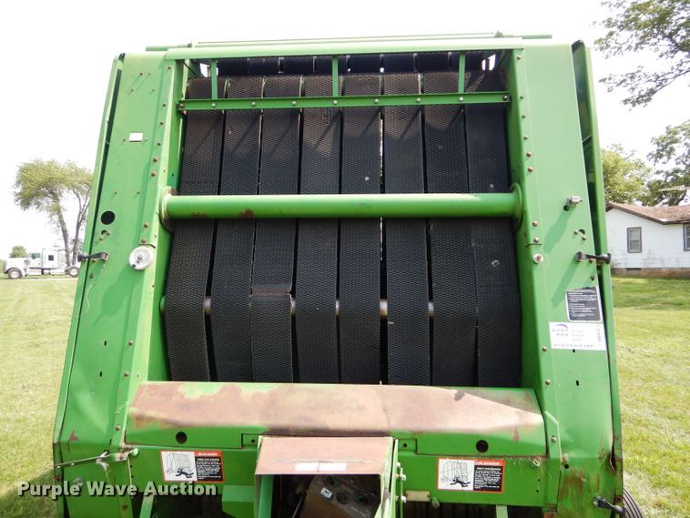 image for item DM4327 1994 John Deere 535  round baler