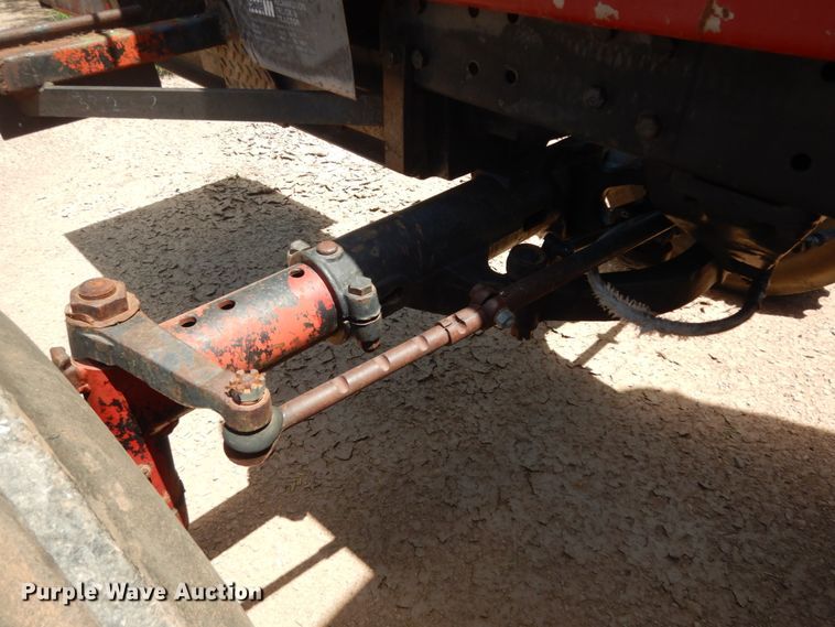 image for item DM6301 1982 International 5488  tractor