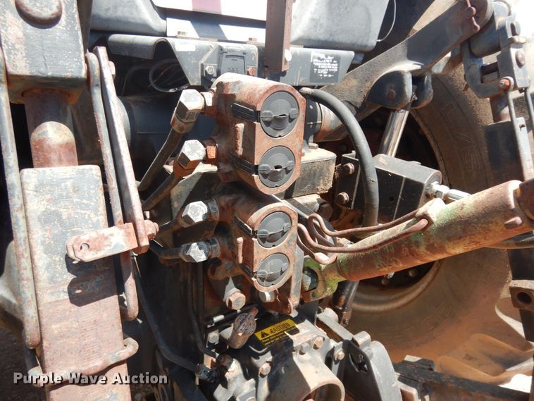 image for item DM6301 1982 International 5488  tractor