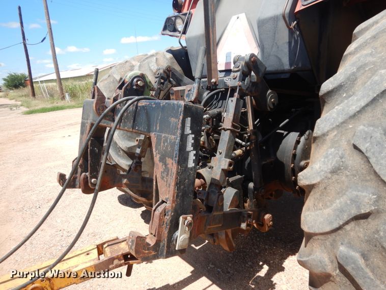 image for item DM6301 1982 International 5488  tractor