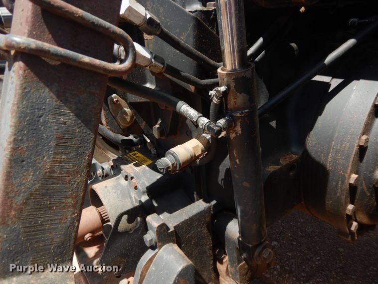 image for item DM6301 1982 International 5488  tractor