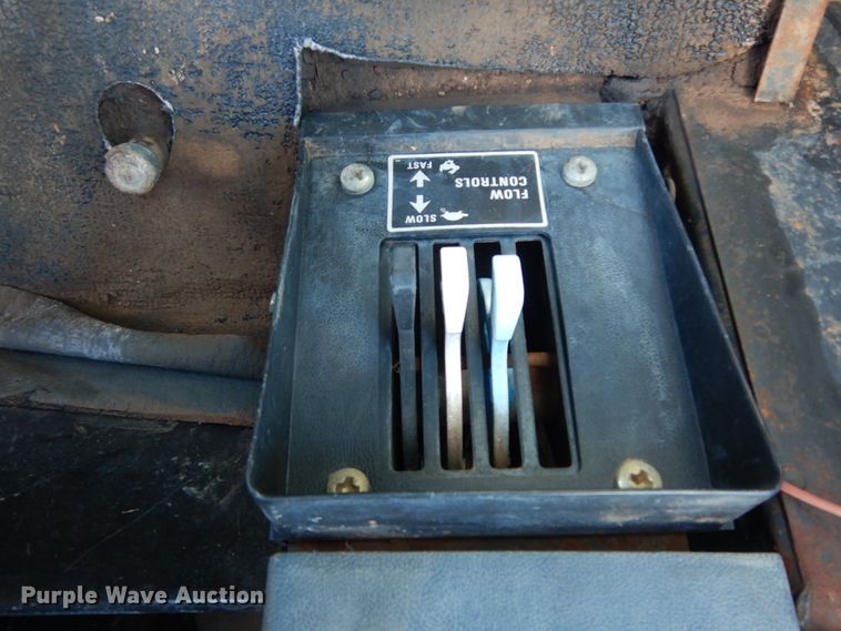 image for item DM6301 1982 International 5488  tractor