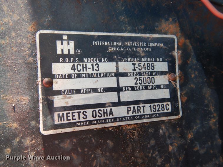 image for item DM6301 1982 International 5488  tractor