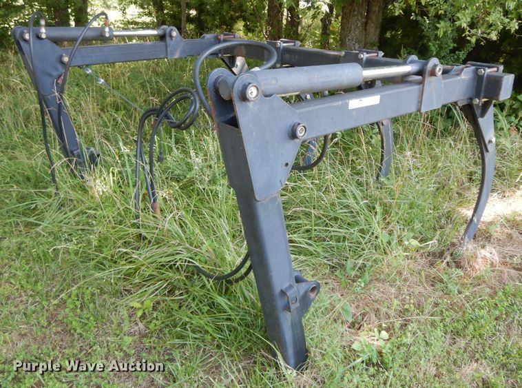 image for item HP9529 74"W grapple