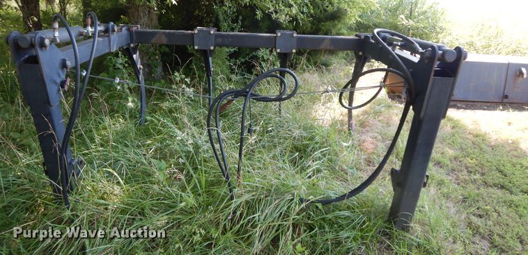 image for item HP9529 74"W grapple