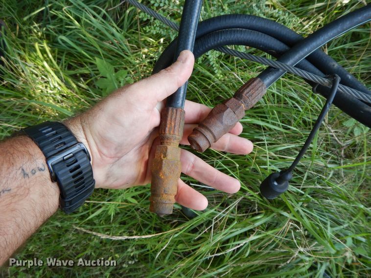 image for item HP9529 74"W grapple