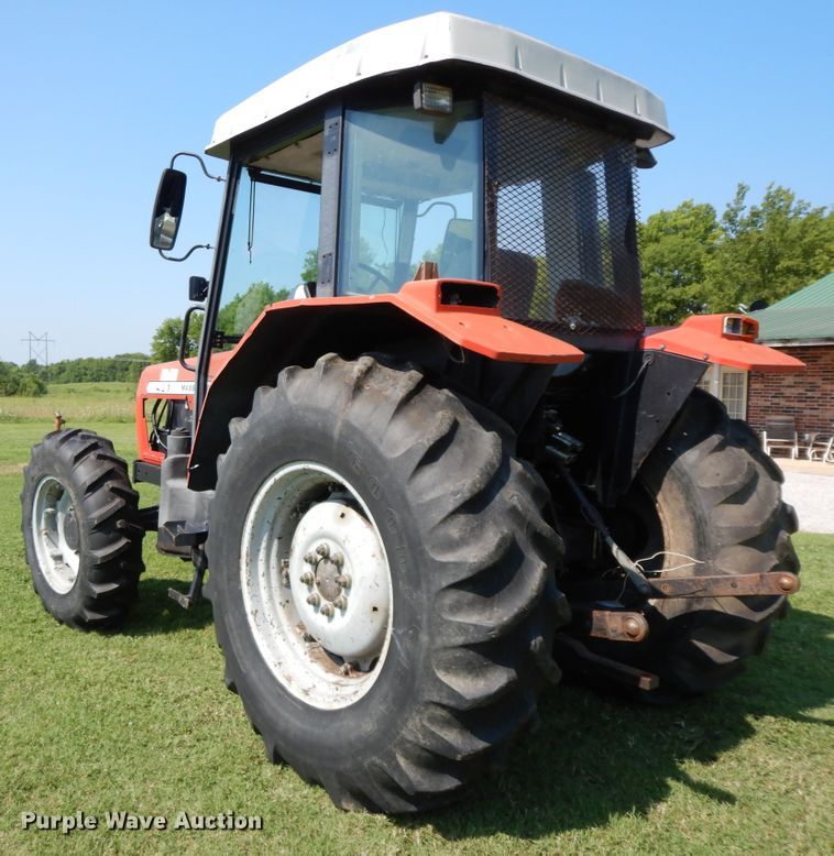 image for item HP9643 2004 Massey Ferguson 481  MFWD tractor