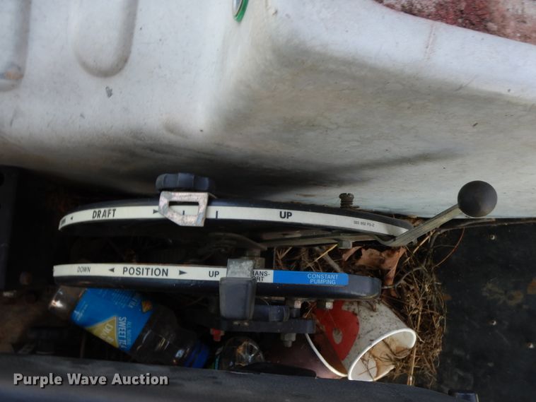 image for item HP9643 2004 Massey Ferguson 481  MFWD tractor