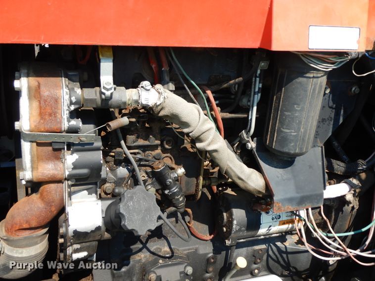 image for item HP9643 2004 Massey Ferguson 481  MFWD tractor