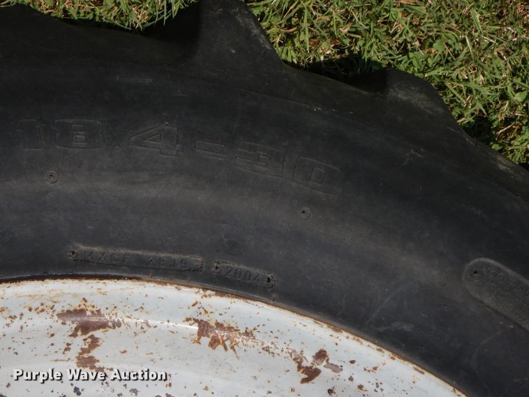 image for item HP9643 2004 Massey Ferguson 481  MFWD tractor