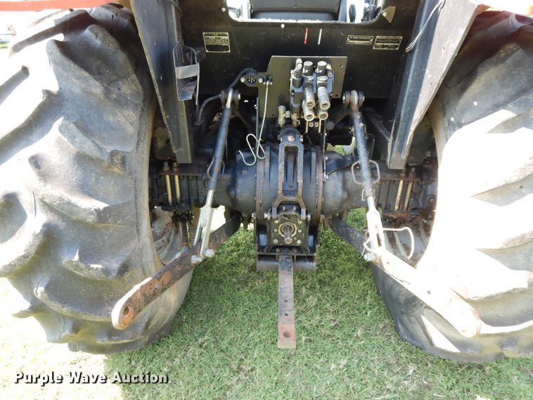 image for item HP9643 2004 Massey Ferguson 481  MFWD tractor