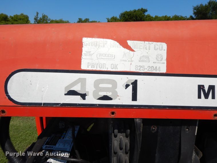 image for item HP9643 2004 Massey Ferguson 481  MFWD tractor
