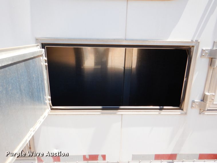 image for item IA9772 2002 Cherokee Industries  livestock trailer