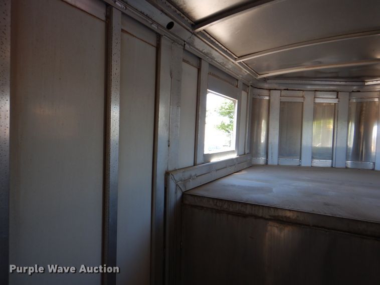 image for item IA9772 2002 Cherokee Industries  livestock trailer