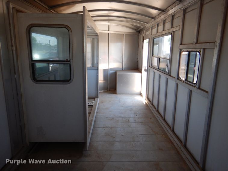 image for item IA9772 2002 Cherokee Industries  livestock trailer