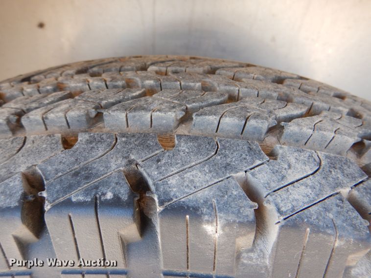 image for item IA9772 2002 Cherokee Industries  livestock trailer