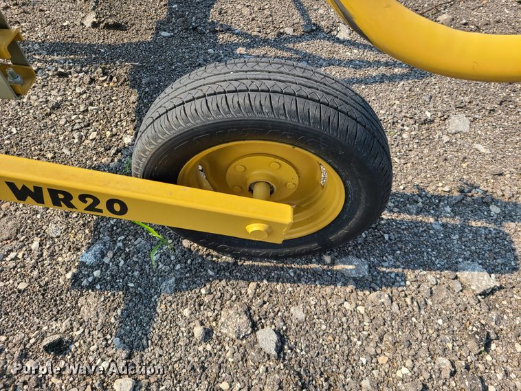 image for item IC9863 Vermeer WR20  hay rake