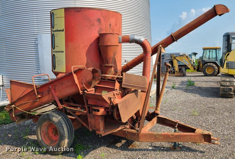 image for item IC9864 Farm Hand  Feedmaster F81-C feed mixer