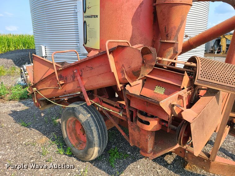 image for item IC9864 Farm Hand  Feedmaster F81-C feed mixer