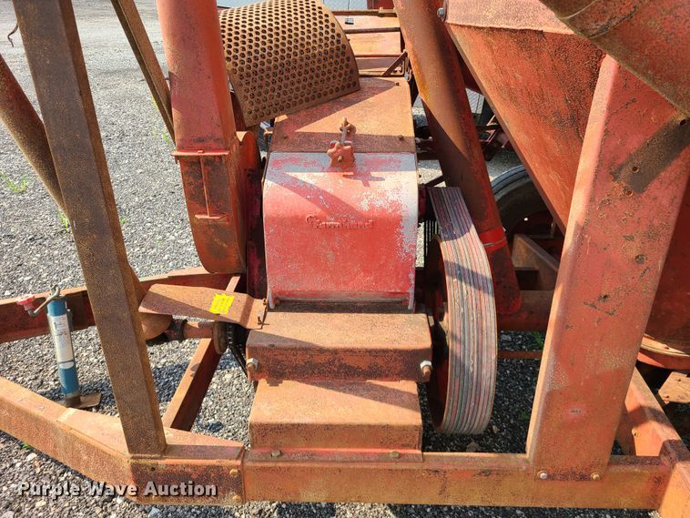 image for item IC9864 Farm Hand  Feedmaster F81-C feed mixer