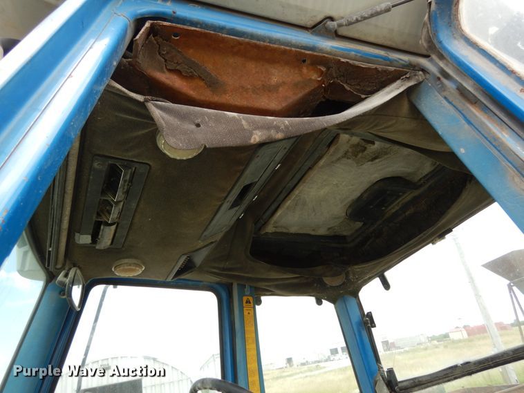 image for item II9540 Ford 6610  tractor