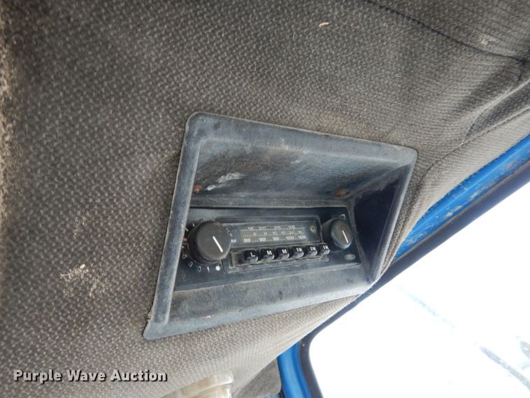 image for item II9540 Ford 6610  tractor