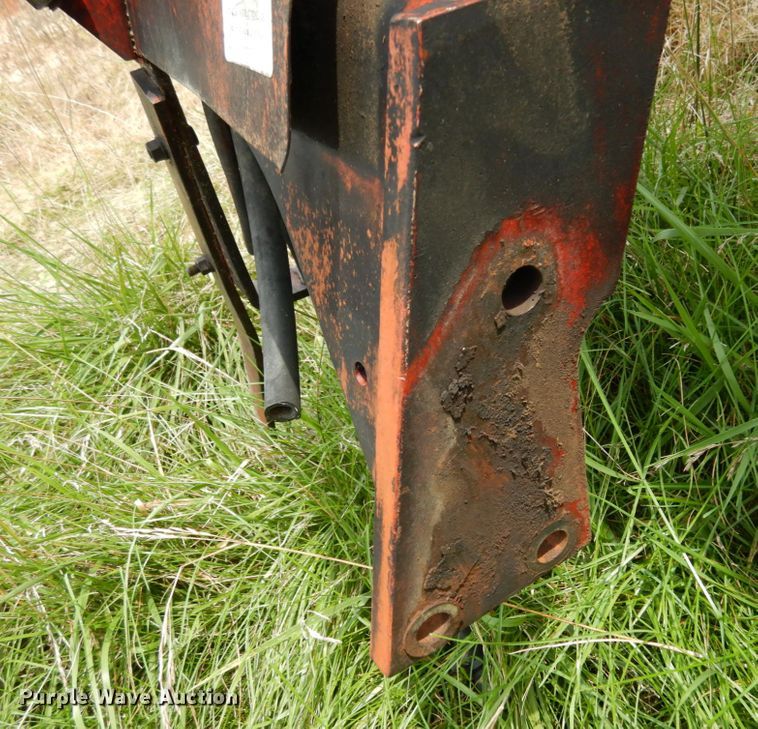 image for item II9625 International Harvester 1066 tractor cab