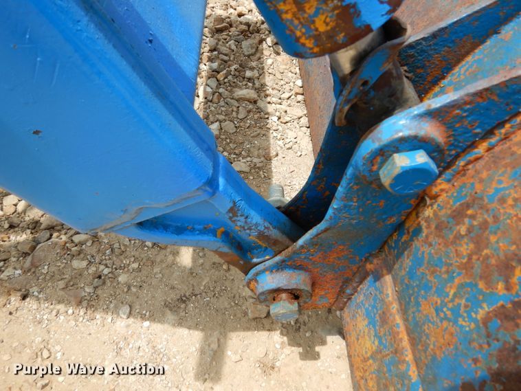 image for item II9630 Ford 800  tractor