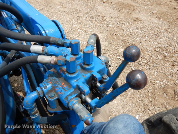 image for item II9630 Ford 800  tractor