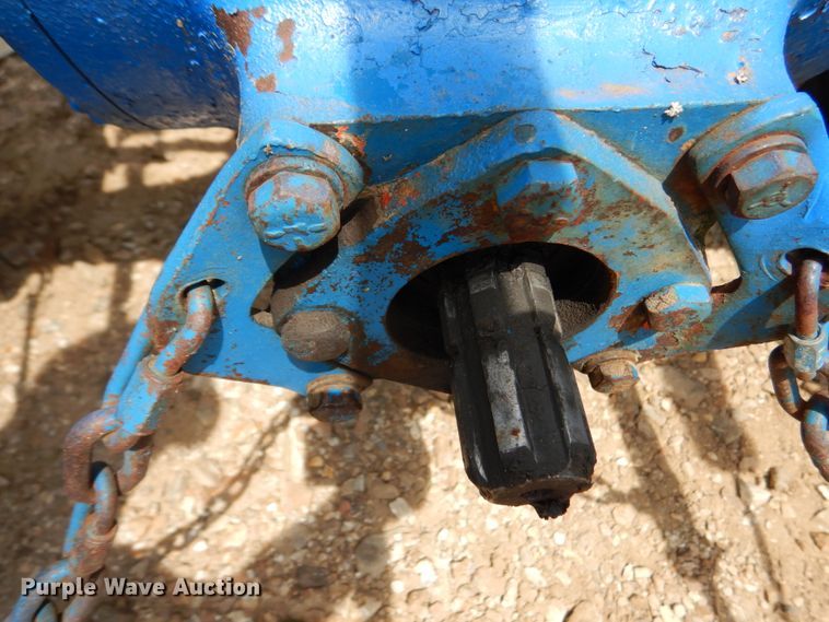 image for item II9630 Ford 800  tractor