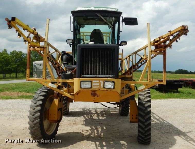 image for item II9639 Ag-Chem RoGator 554  sprayer