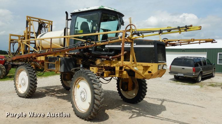 image for item II9639 Ag-Chem RoGator 554  sprayer