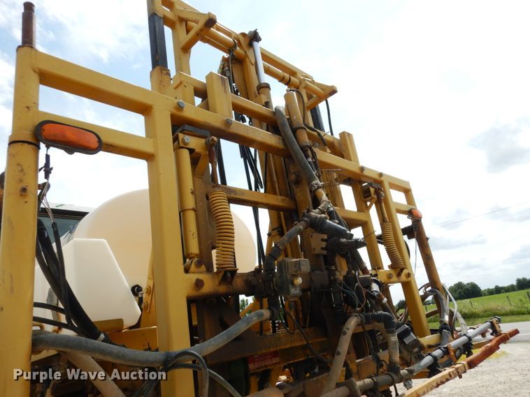 image for item II9639 Ag-Chem RoGator 554  sprayer