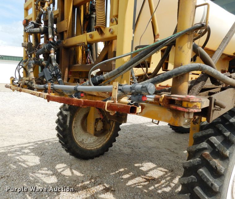 image for item II9639 Ag-Chem RoGator 554  sprayer