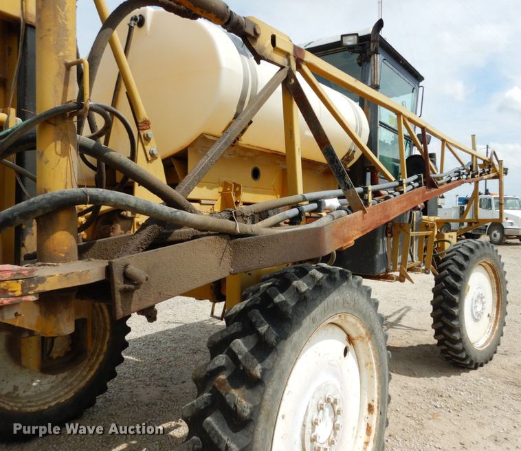 image for item II9639 Ag-Chem RoGator 554  sprayer