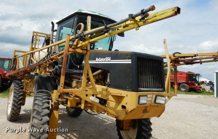 image for item II9639 Ag-Chem RoGator 554  sprayer