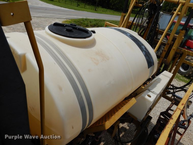 image for item II9639 Ag-Chem RoGator 554  sprayer